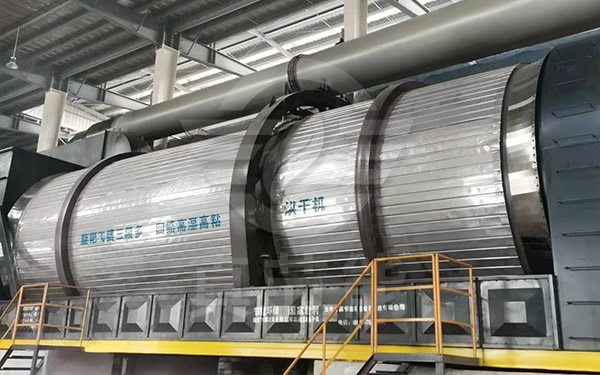 土豆渣烘干機(jī)運(yùn)行現(xiàn)場 土豆渣烘干機(jī)運(yùn)行現(xiàn)場